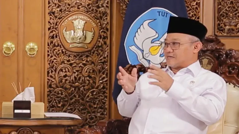 71.744 Sekolah Direvitalisasi Tahun Ini, 1,1 Juta Warga Ikut Bekerja