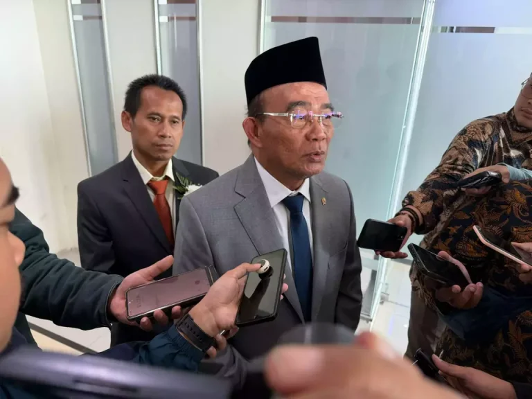 Tahun Pertama Kementerian Haji, Berhasil, Biaya Turun