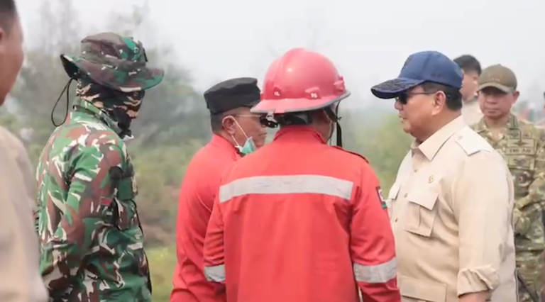 Pemerintah Kerahkan 1.500 Prajurit dan 6 Helikopter ke Kalbar